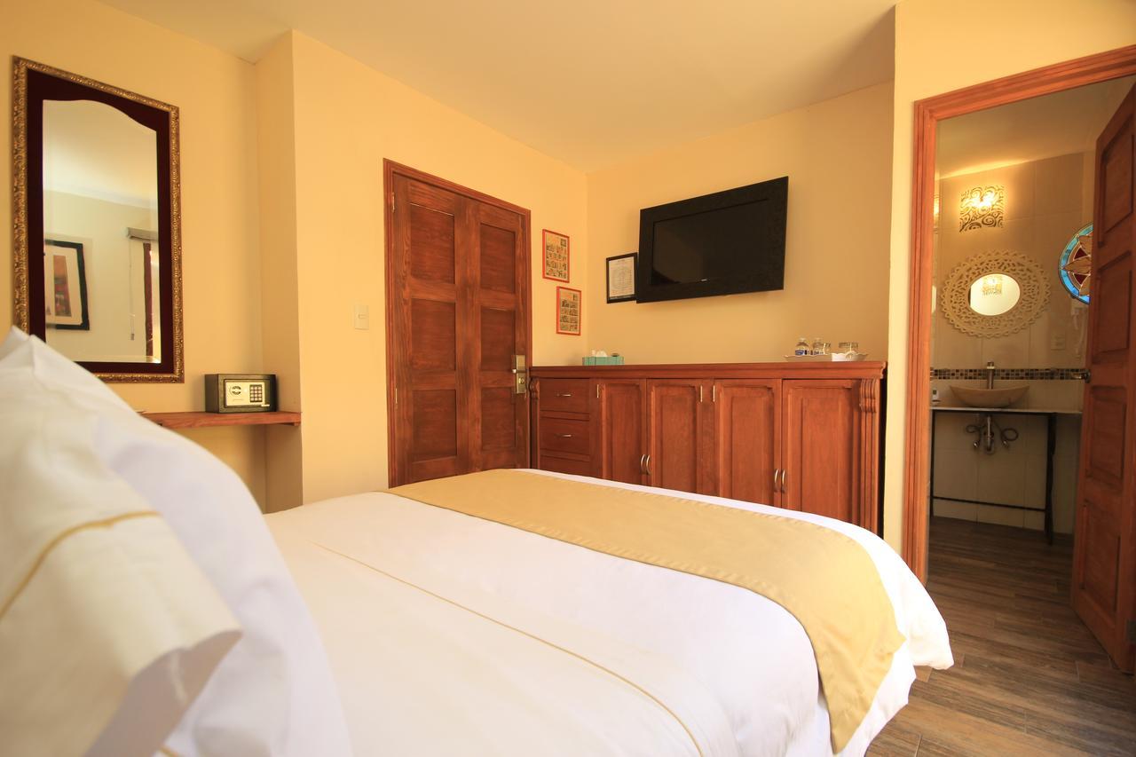 Boutique Ponciano Hotel 3*